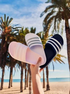 ADIDAS Lichtroze Adilette Aqua -Beroemde Schoenen Winkel 2065977 H9