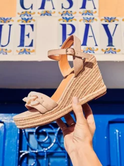 Creme Sandalen Sleehak -Beroemde Schoenen Winkel 2179246 H10